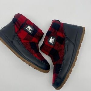 Sorel Red Black Buffalo Plaid Whitney Camp Boots size 7